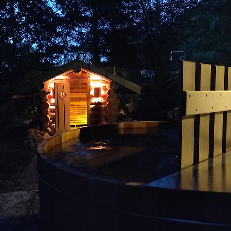 Les Grangeonnes, Gites Nature, Piscine, Bain Nordique, Sauna Pour Accueil Familiale Ou De Groupe Saint-Basile Exterior foto