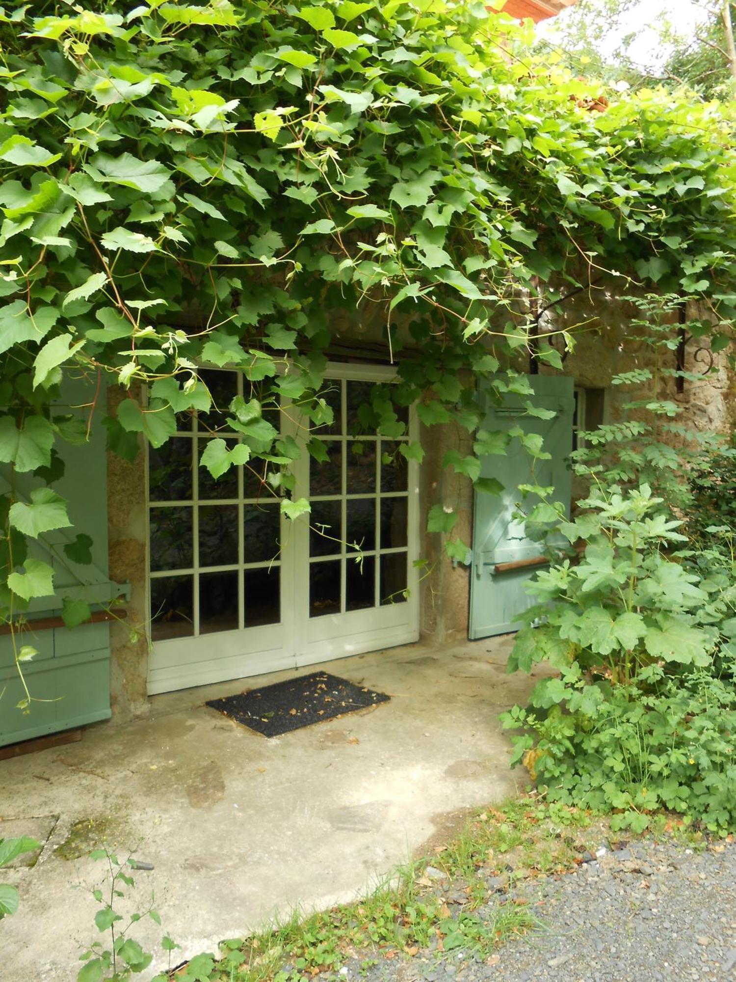 Les Grangeonnes, Gites Nature, Piscine, Bain Nordique, Sauna Pour Accueil Familiale Ou De Groupe Saint-Basile Exterior foto