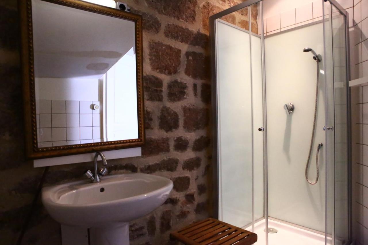 Les Grangeonnes, Gites Nature, Piscine, Bain Nordique, Sauna Pour Accueil Familiale Ou De Groupe Saint-Basile Exterior foto